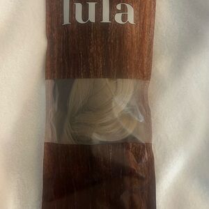 Lula Hair Extension in Blonde